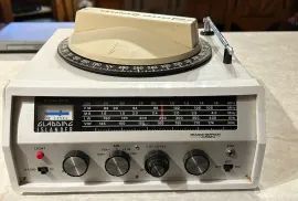 Pearce-Simpson - Gladding Islander (pre-owned)