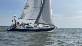 Voilier Hunter 35.5 Legend , 35.7 ft, 1991, FIRST LOOK