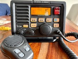 Radio VHF marin fixe iCom IC-M502