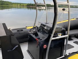 Airsolid 27 pneumatique à fond rigide , 26 pieds, 2015