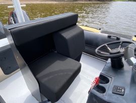 Airsolid 27 pneumatique à fond rigide , 26 pieds, 2015