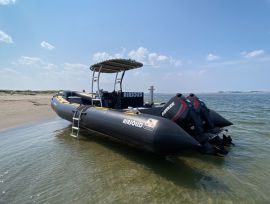 Airsolid 27 pneumatique à fond rigide , 26 pieds, 2015