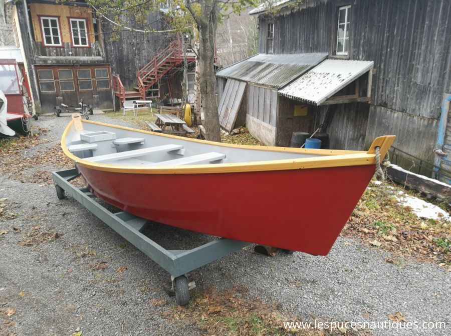 Chaloupe à rames, 18 ft
