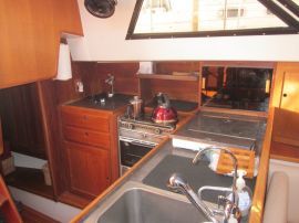 Tanzer 10.5 Pilothouse, 35 ft, 1984, Farouche