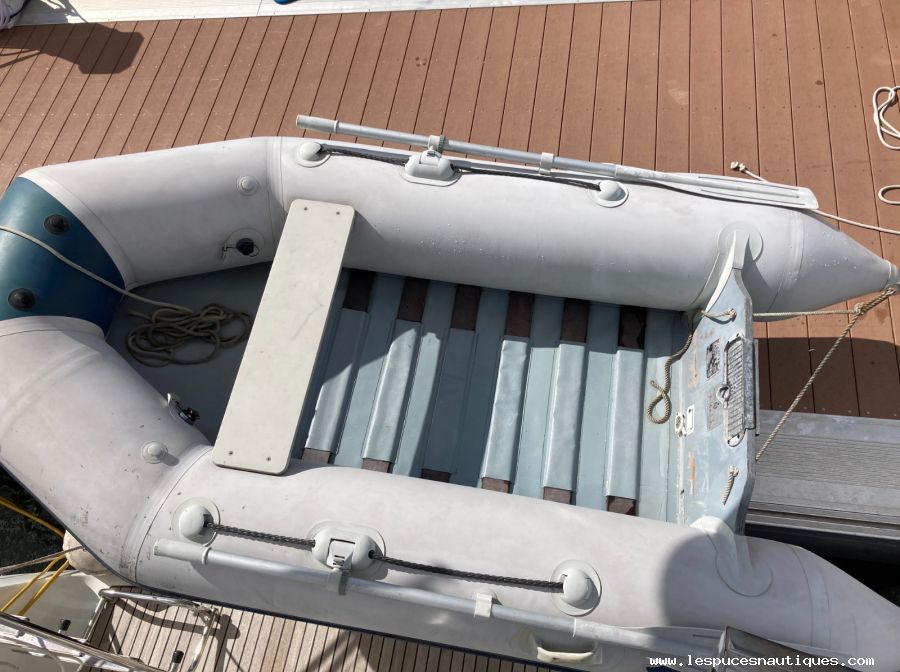 Annexe/Dinghy Zodiac Wave 275, 650.00 CA
