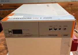 Chargeur Inverter Xantrex freedom 2000