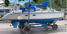 REMORQUE/BER POUR BATEAU MOTEUR OU VOILIER