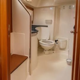 BAVARIA 38 , 38 ft, 2008, Mirame  -  EAU DOUCE SEULEMENT JAMAIS DE CHARTER