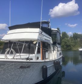 Trawler Oceania sport sundeck, 35 pieds, 1988, Time off