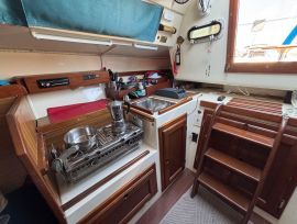 Tanzer 26, 1983 excellent état avec Honda 9.9, 2003 et Dingy 8ft avec 2.0hp, 26 ft, 1983, midi 33