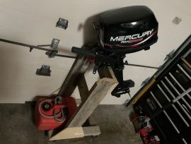 *** Moteur '' MERCURY '' , 4 hp, 4 temps ***