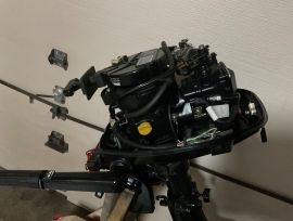 *** Moteur '' MERCURY '' , 4 hp, 4 temps ***