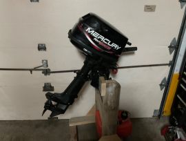 *** Moteur '' MERCURY '' , 4 hp, 4 temps ***
