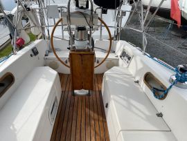 Catalina 34 MKll, 34 pieds, 1990, Kalaural   -   (avec plage arrière ouverte)
