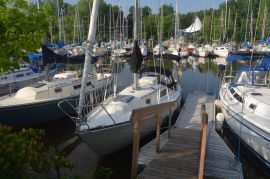 C&C 27 Mk 3 1979 tall rig , 28 pieds, 1979, Pinch   -  (with slip avec quai à senneville)