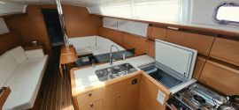 Jeanneau Sun Odyssey 379, 37 ft, 2012, Quatres Temps   -   comme neuf