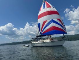 Mirage 35, 35.5 ft, 1985, Kaptation