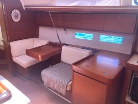 Dufour Grand Large 410, 40 ft, 2013, Caffe Latte