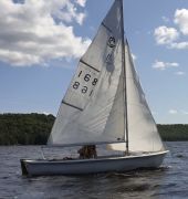 Voilier dériveur MCVay NS modèle 143, 16 pieds, 1985