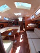 Voilier Hunter 38 avec PROPULSEUR d'Etrave, 38 ft, 2008, PERLE BLANCHE