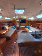 Voilier Hunter 38 avec PROPULSEUR d'Etrave, 38 ft, 2008, PERLE BLANCHE