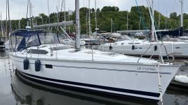HUNTER LEGENDE 40.5 , 40.5 pieds, 1997, INTUITION II  -  Taxes payées avec Ber sur roues