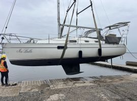 Bénéteau Oceanis 321 , 32.7 ft, 1994, MA BULLE   -   Moteur 2023 | Quai - Place à quai garantie au CVDM & +