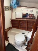 Hunter 434 , 34 ft, 1983, Nauty Girl (ex Reva II) - TAXES CANADIENNES PAYÉES