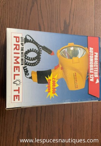 *** Projecteur Primelite ***