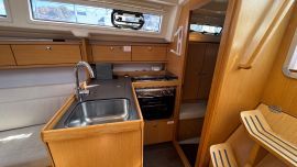 BAVARIA CRUISER 33, 33 ft, 2016,  -  TAXES PAYÉES -  CANADIEN