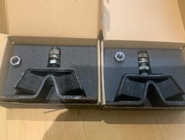 2supports 75kg pour moteur Yanmar