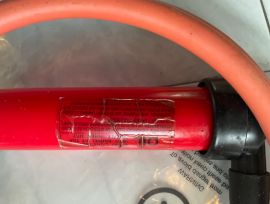 *** Petite pompe manuelle portative ***