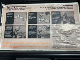 *** Ensemble de fusées de détresse ***