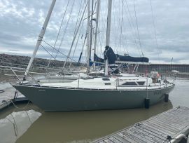 Voilier C&C 35 mkiii, 35 ft, 1987, Vive      + place à quai